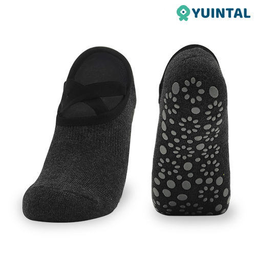 Classic Design Non Skid Pilates Socks with Straps